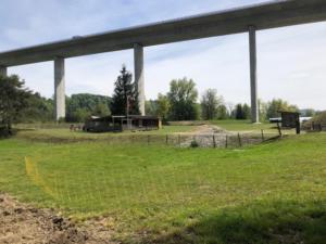  sous l'autoroute