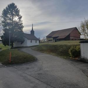 Une Chapelle à Hennens