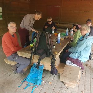en partie au refuge de la forêt