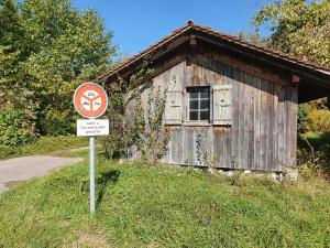 Beaux volets vers Courlevon