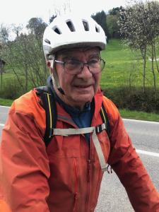 Rencontre au Pratzey le long de la route de La Roche.