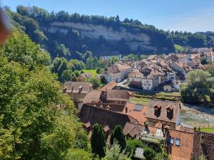 tour Rouge.