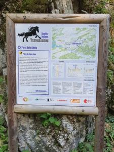 En arrivant vers Charmey, le sentier Tsavuaschou.