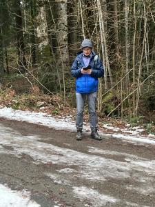 avec une route verglacée