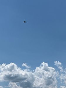 avec des avions atérissants à Payerne.