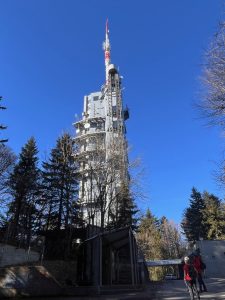 pas mal jusqu'à la tour