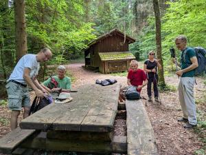 et la pause dans la forêt Grand Bois (pas le grand luxe!),